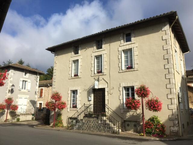 La Belle Vienne Bed & Breakfast Exideuil-sur-Vienne Exterior photo